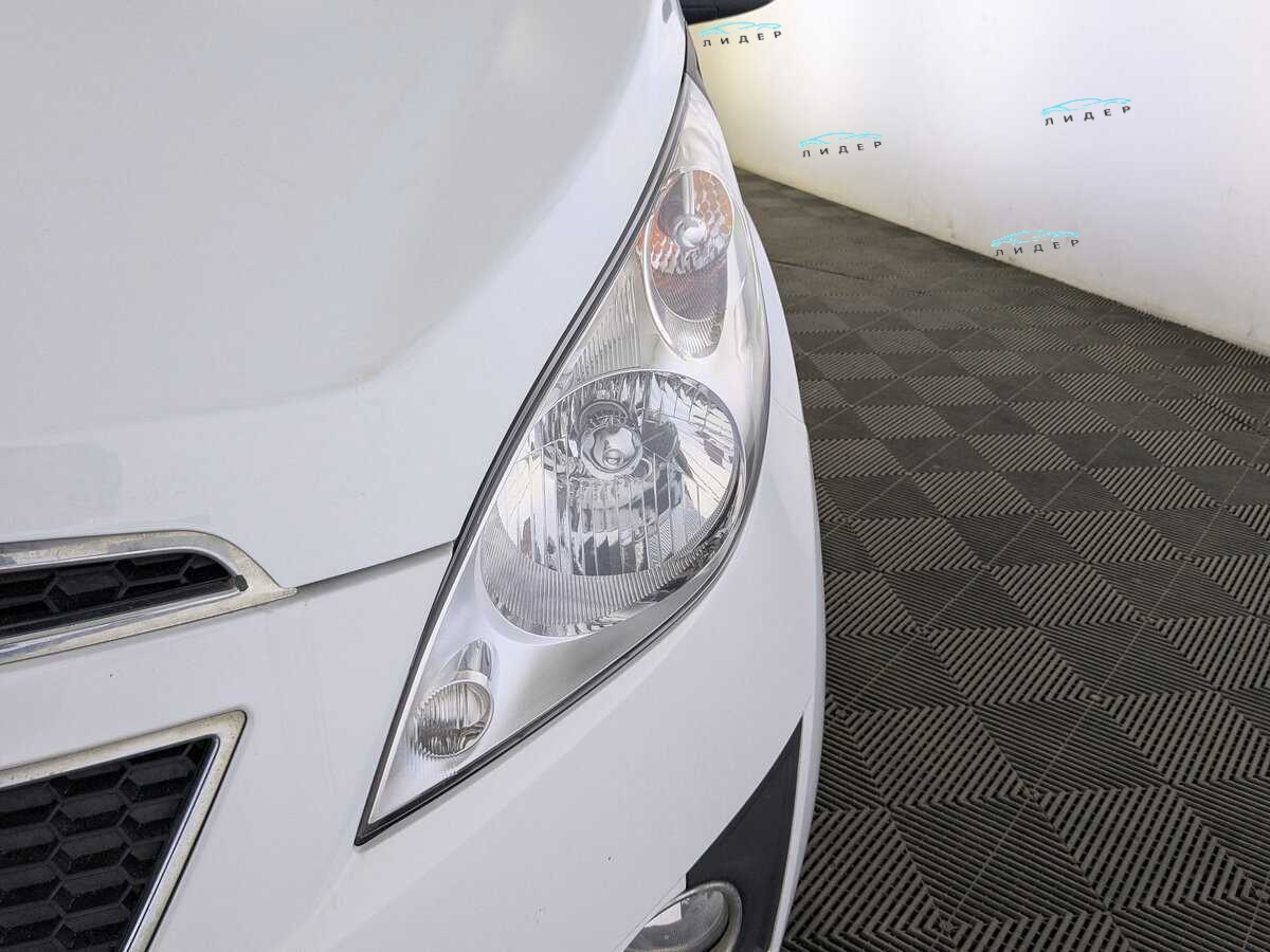 Б/У Шевроле Спарк 2011 года. Фото: #10