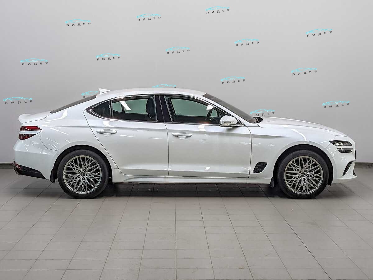 Б/У Генезис Г70 2021 года. Фото: #3