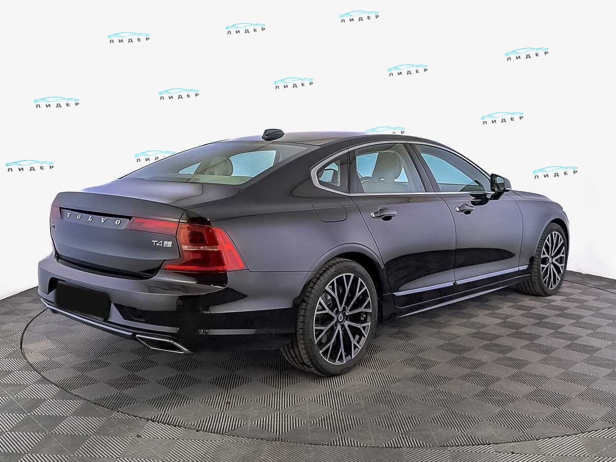 Volvo S90 2020 года с пробегом. Фото: #4