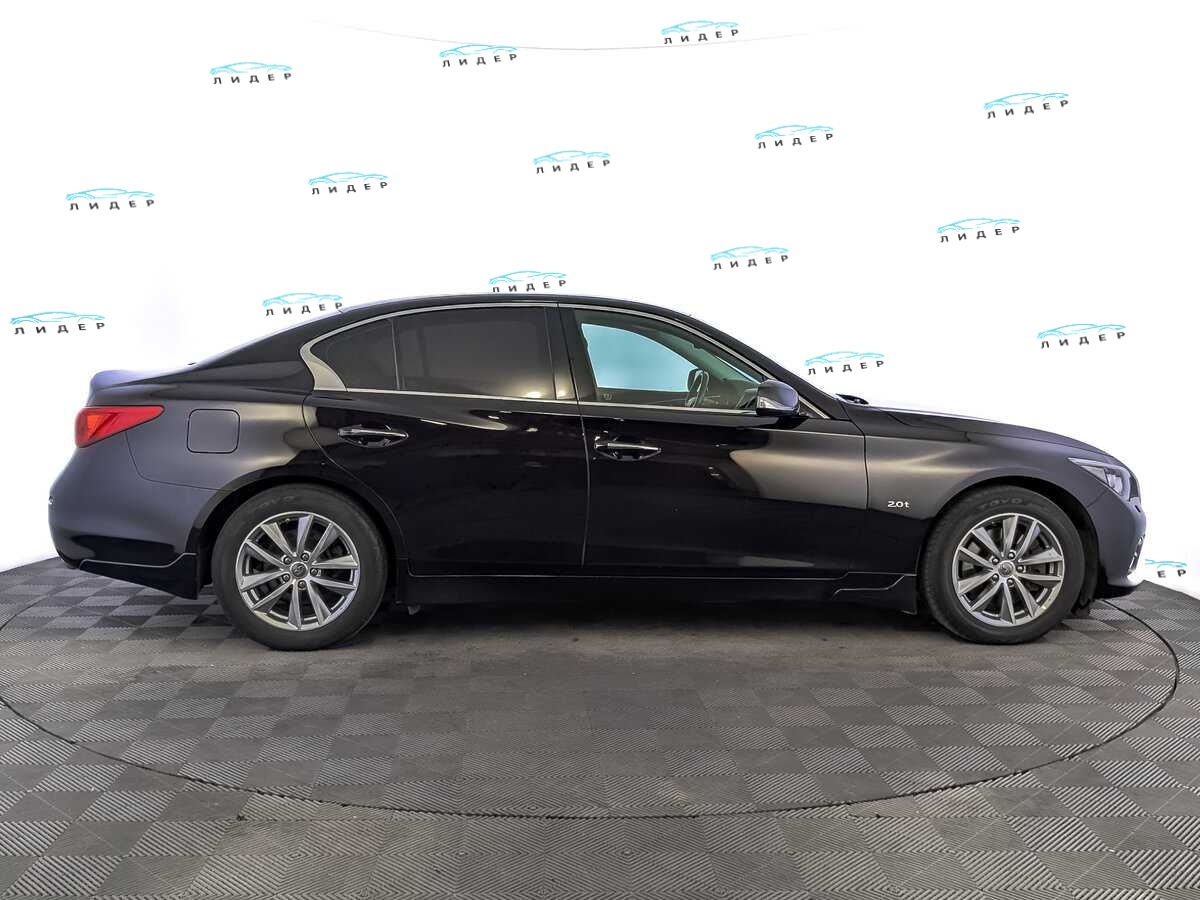 Б/У Инфинити К50 2016 года. Фото: #3