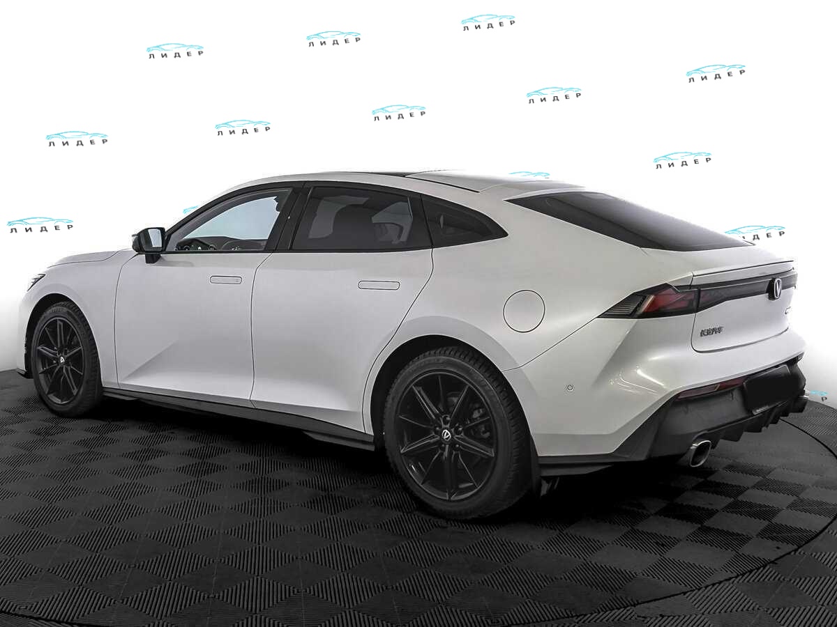 Б/У Чанган УНИ-В 2023 года. Фото: #6