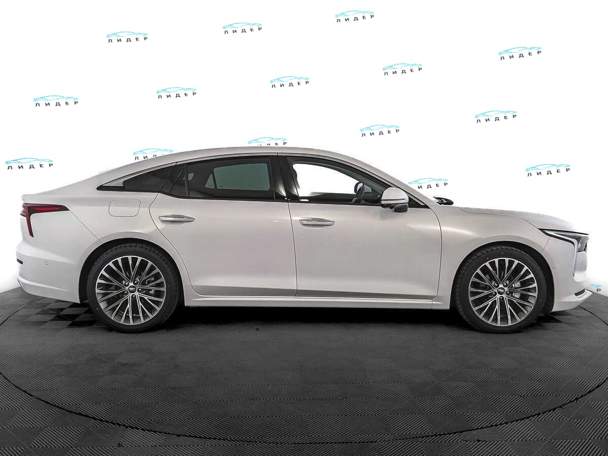 Б/У ФАВ Бестюн Б70 2023 года. Фото: #3