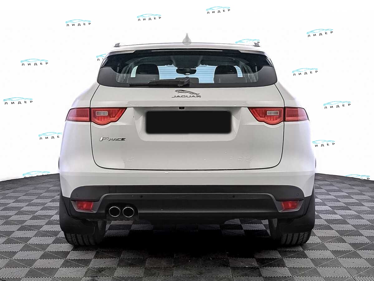 Б/У Ягуар Ф-Пэйс 2018 года. Фото: #5