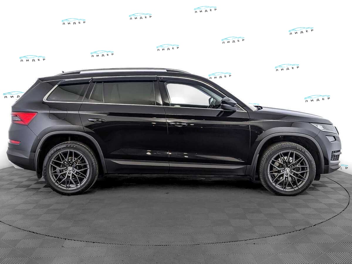 Б/У Шкода Кодиак 2021 года. Фото: #3