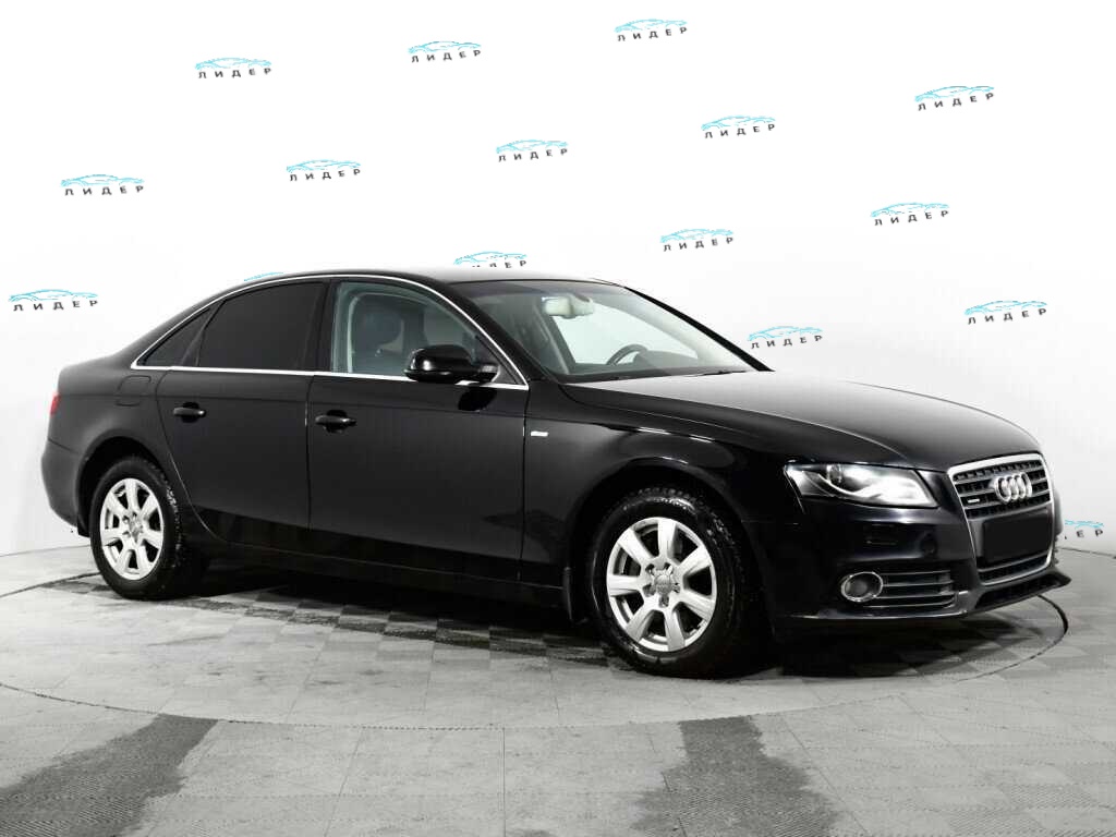 Б/У Ауди А4 2011 года. Фото: #2