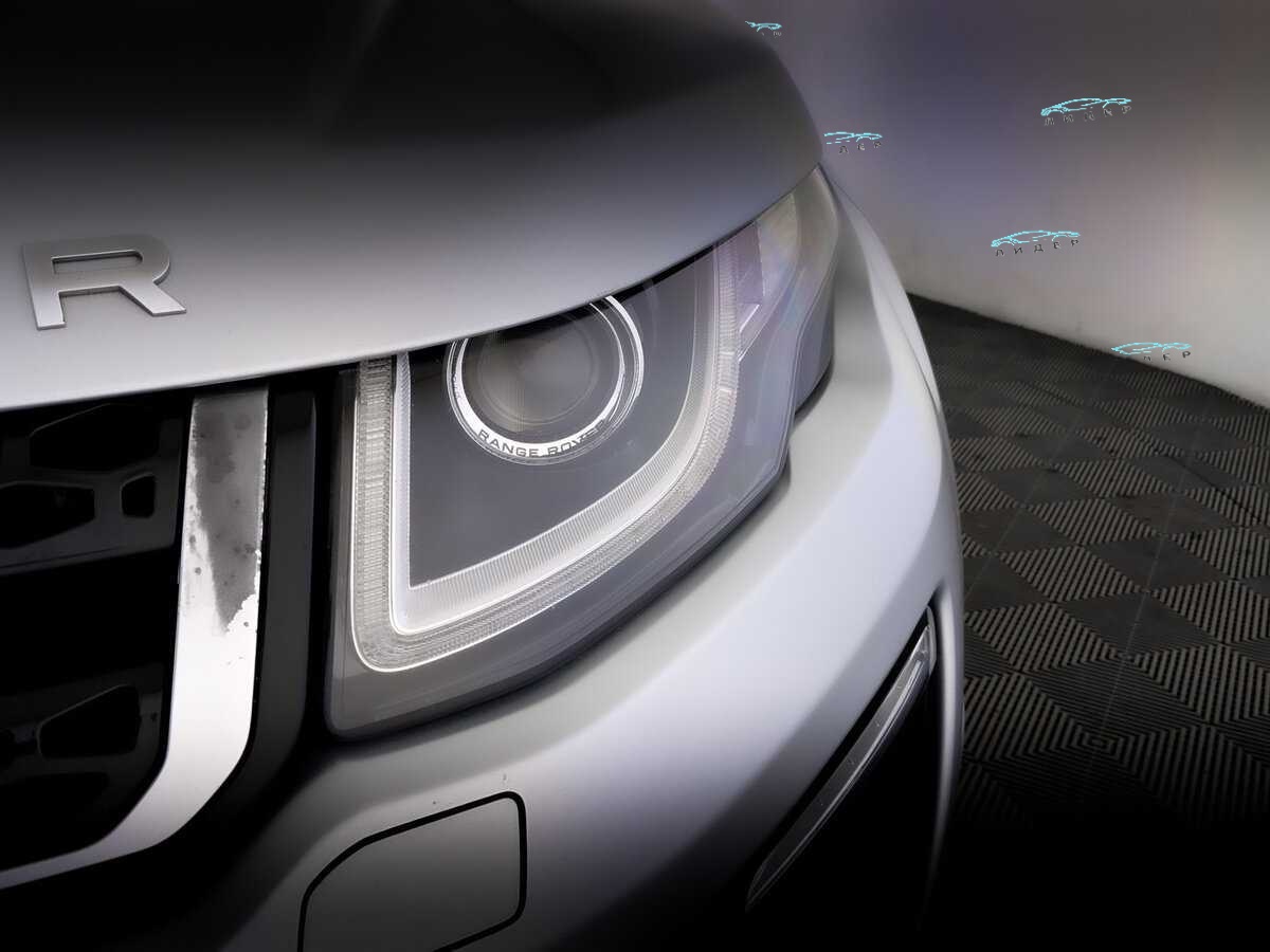 Б/У Лэнд Ровер Рэнж Ровер Эвок 2017 года. Фото: #16