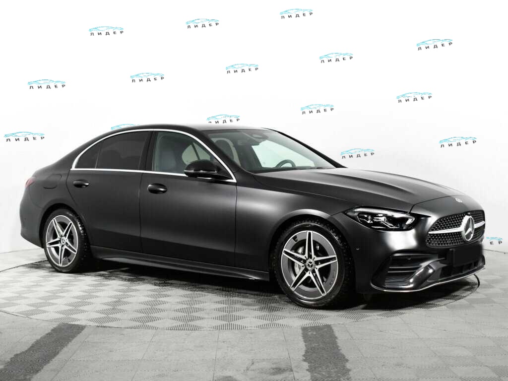 Б/У Мерседес-Бенц Ц-Класс 2021 года. Фото: #2