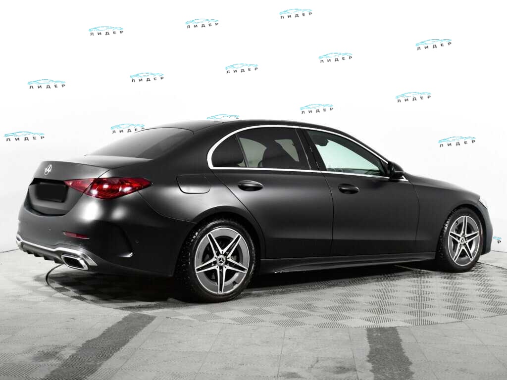 Б/У Мерседес-Бенц Ц-Класс 2021 года. Фото: #4