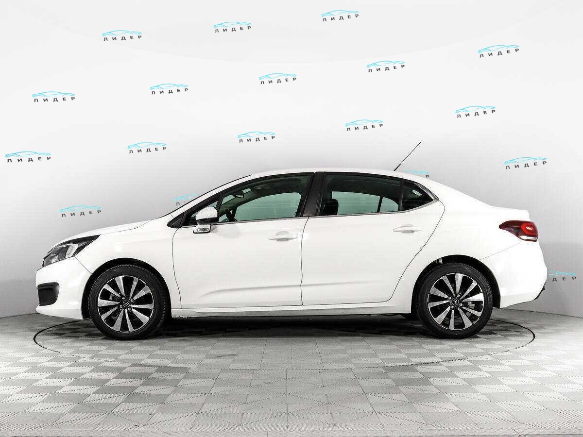 Б/У Ситроен Ц4 2016 года. Фото: #7