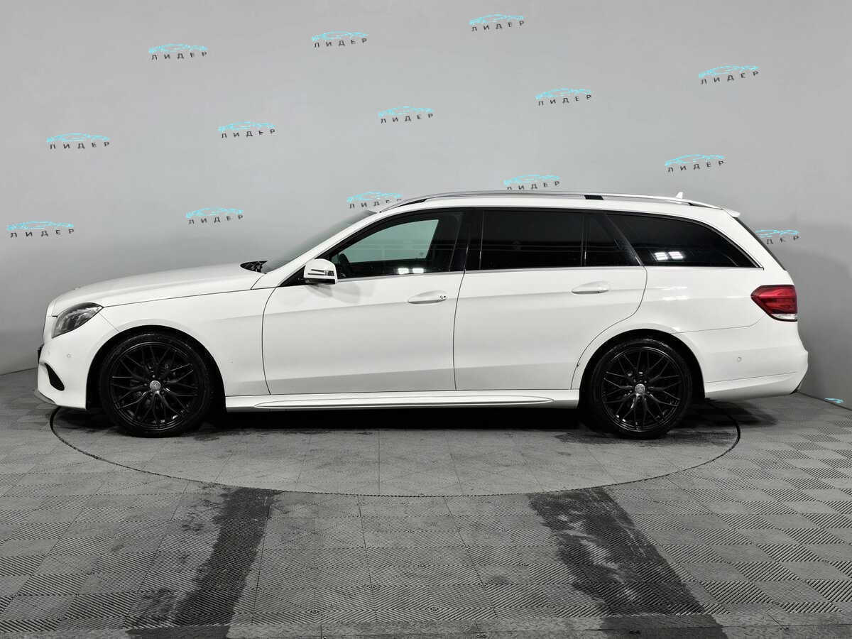 Б/У Мерседес-Бенц Е-Класс 2015 года. Фото: #3