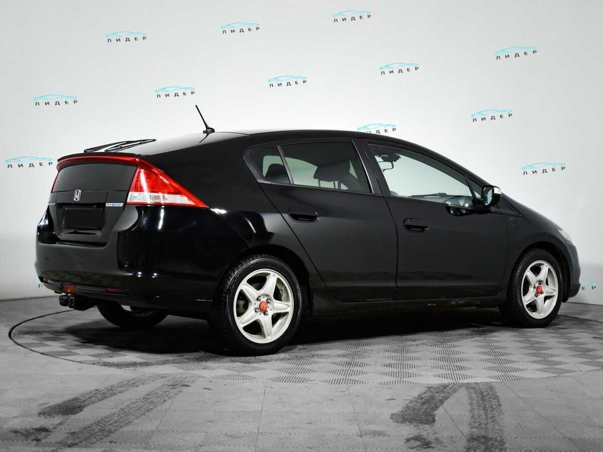 Б/У Хонда Инсайт 2010 года. Фото: #4