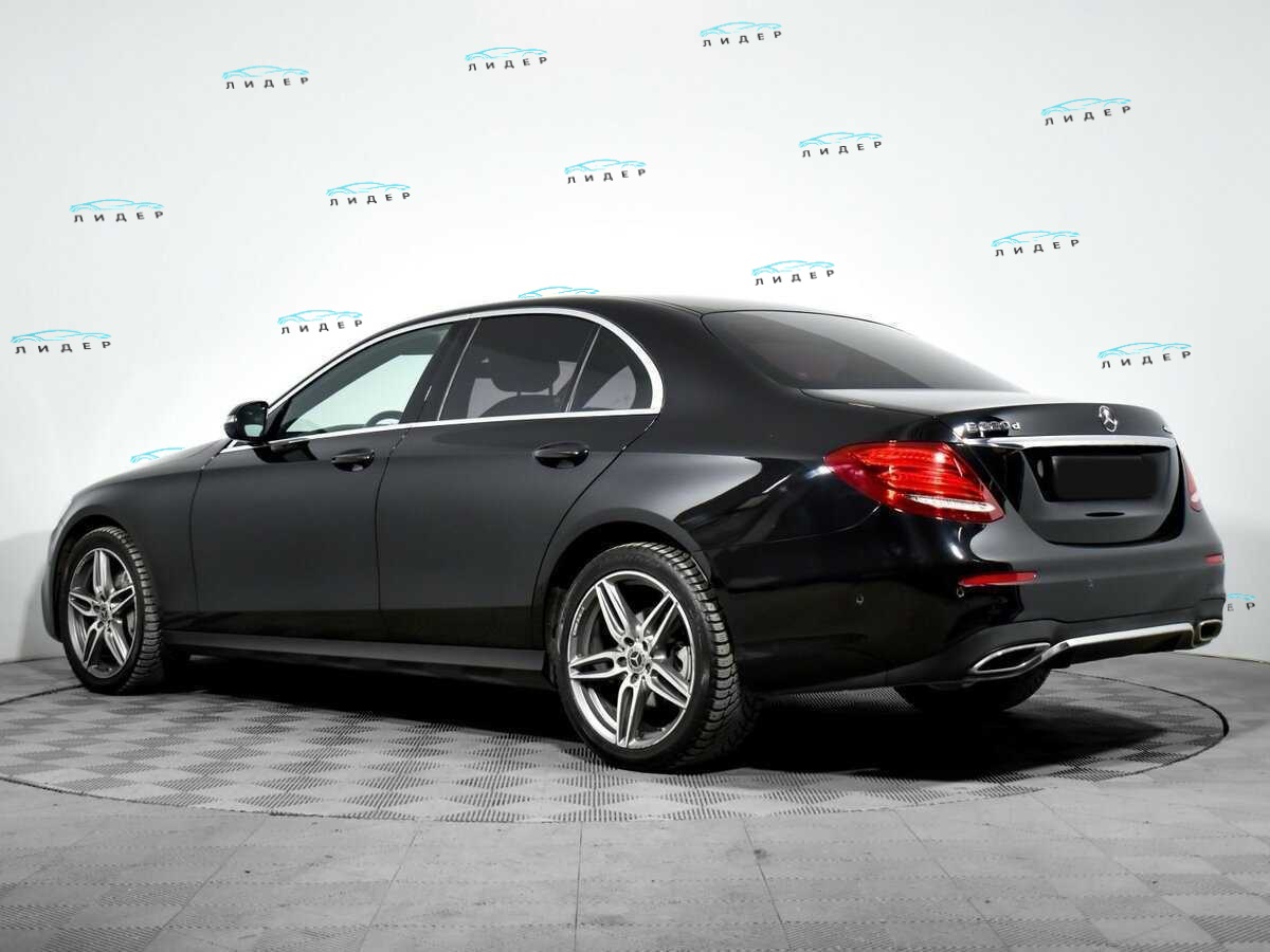 Б/У Мерседес-Бенц Е-Класс 2018 года. Фото: #5