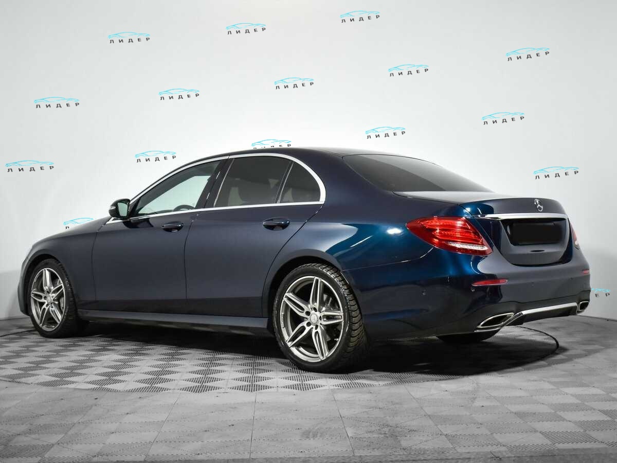Б/У Мерседес-Бенц Е-Класс 2016 года. Фото: #5