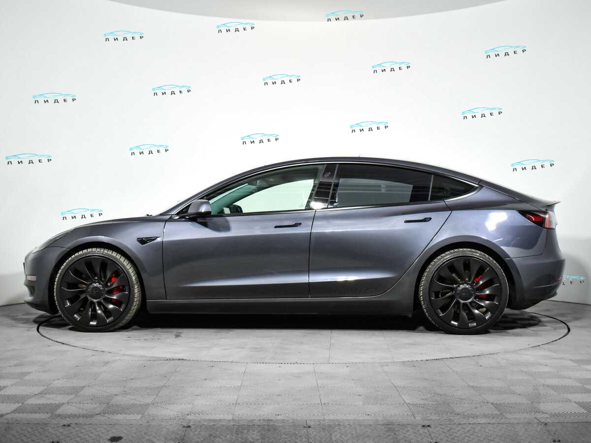 Б/У Тесла Модел 3 2023 года. Фото: #7