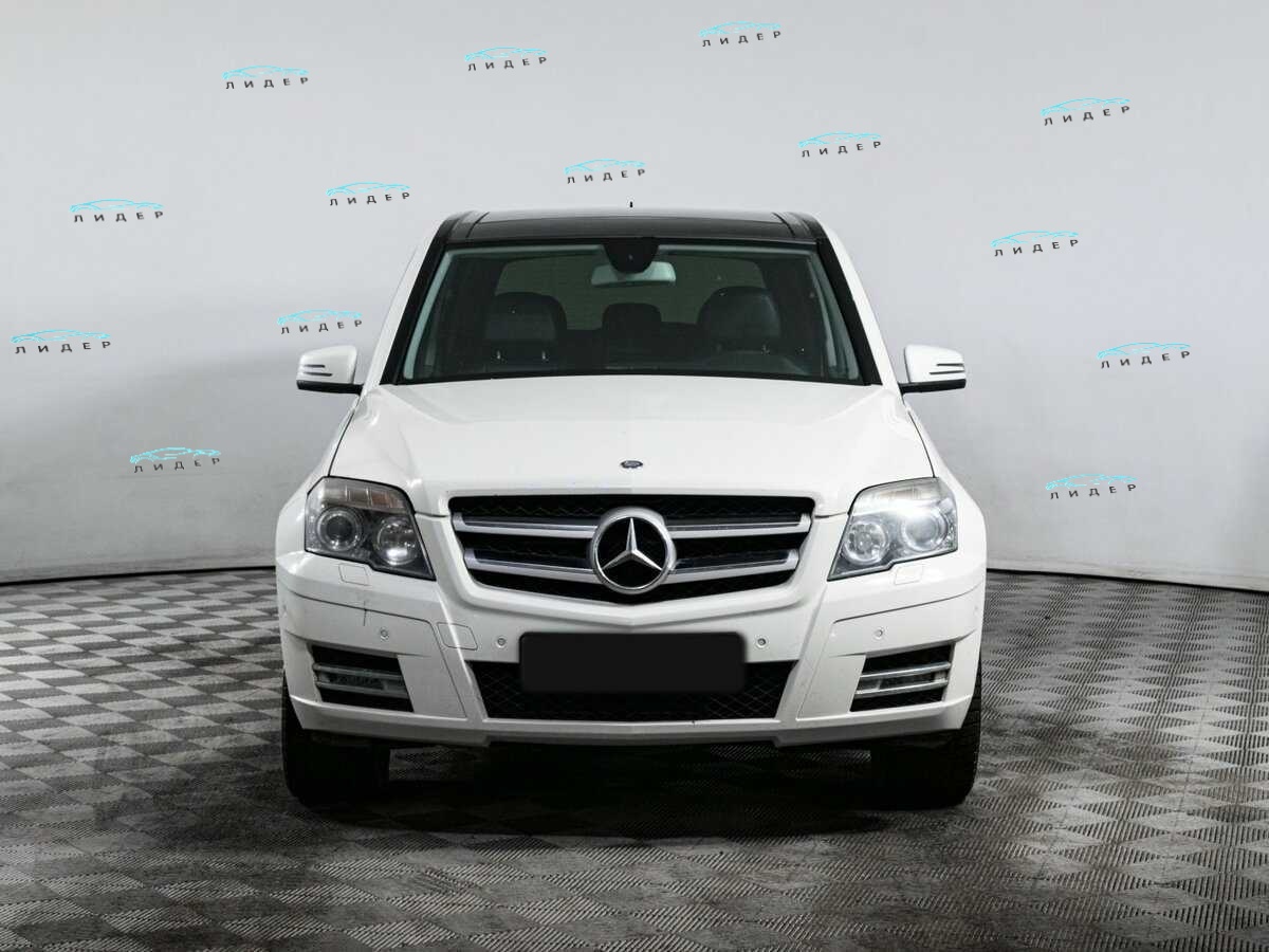 Б/У Мерседес-Бенц ГЛК-Класс 2011 года. Фото: #1