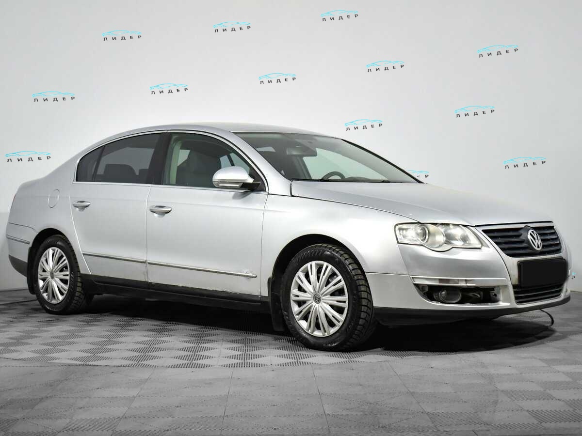Б/У Фольксваген Пассат 2006 года. Фото: #2