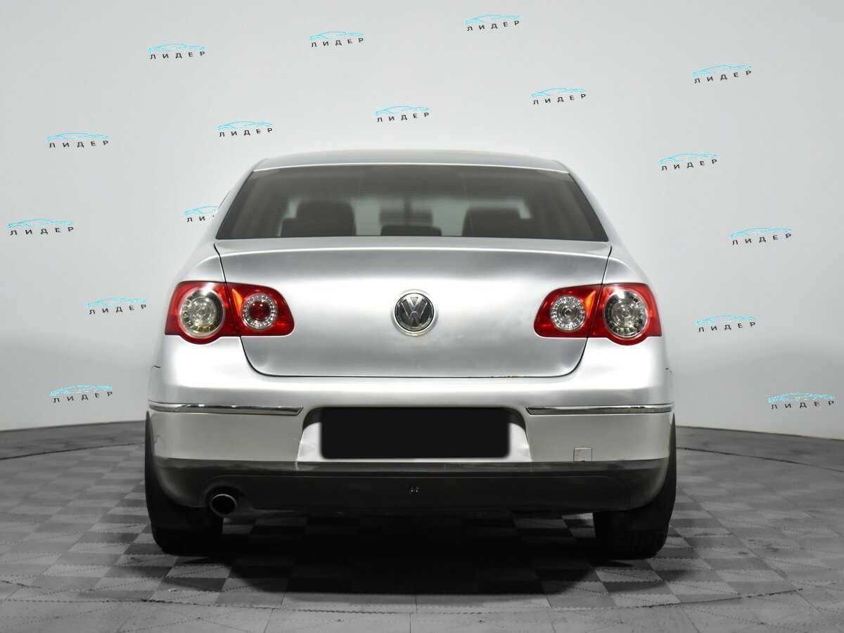 Б/У Фольксваген Пассат 2006 года. Фото: #4