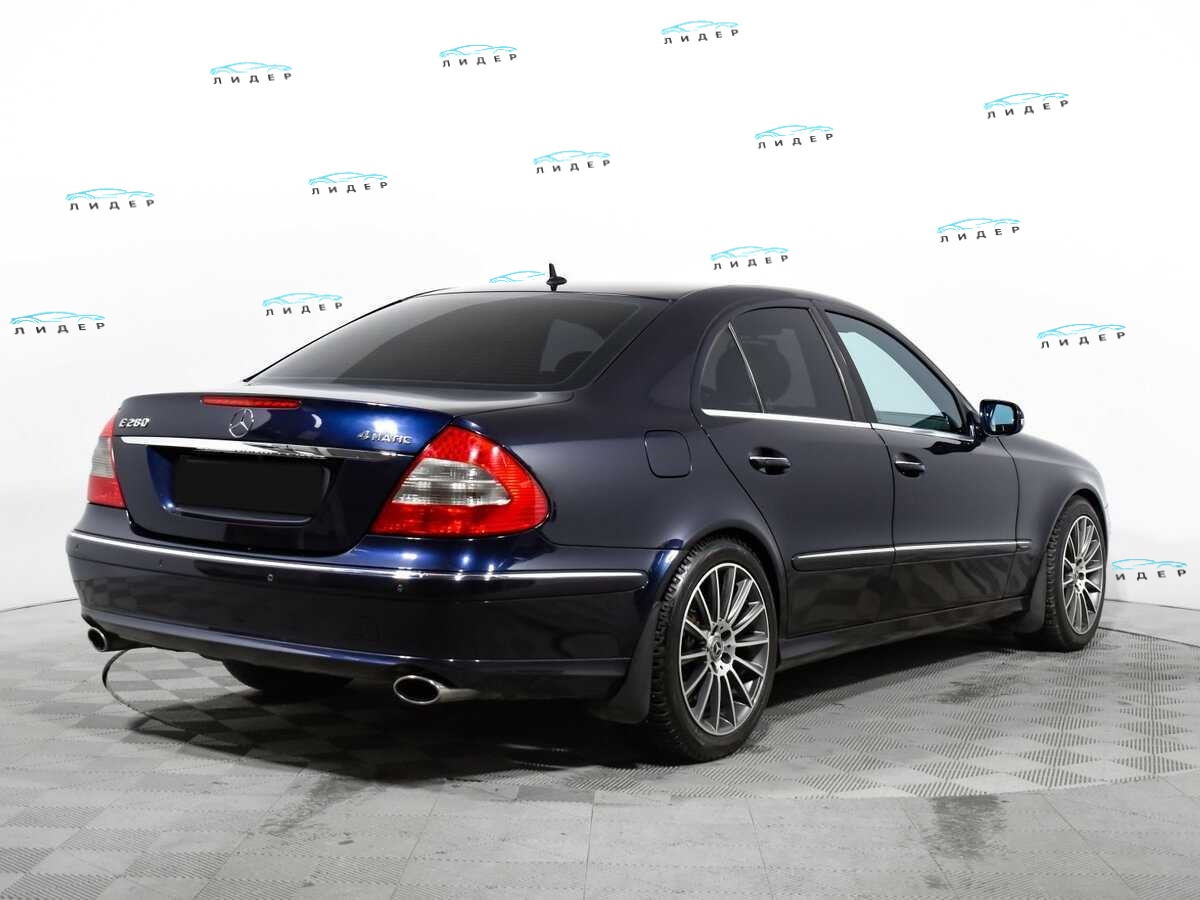 Б/У Мерседес-Бенц Е-Класс 2008 года. Фото: #4