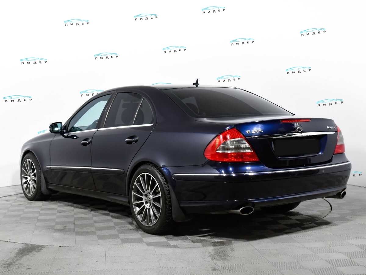 Б/У Мерседес-Бенц Е-Класс 2008 года. Фото: #6