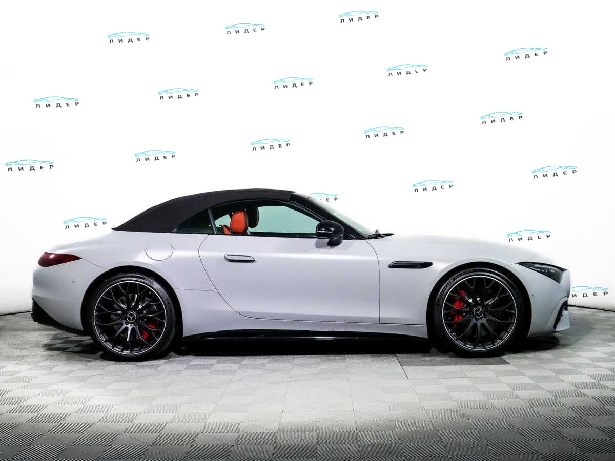 Б/У Мерседес-Бенц СЛ-Класс АМГ 2022 года. Фото: #3