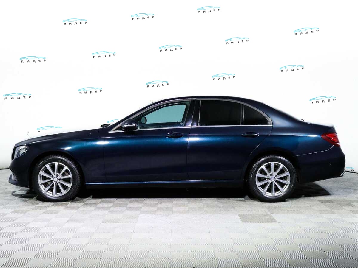 Б/У Мерседес-Бенц Е-Класс 2016 года. Фото: #4