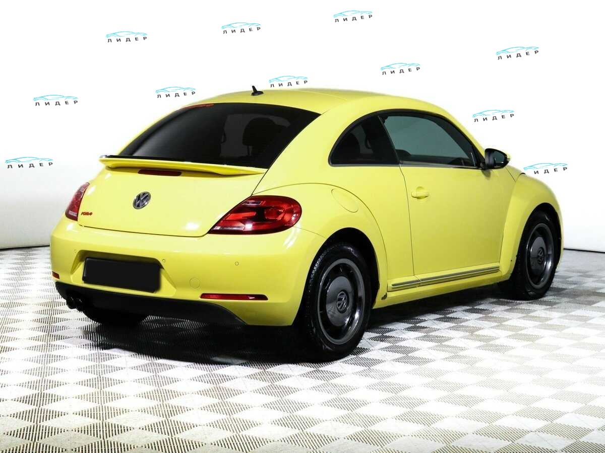 Б/У Фольксваген Битл 2014 года. Фото: #4