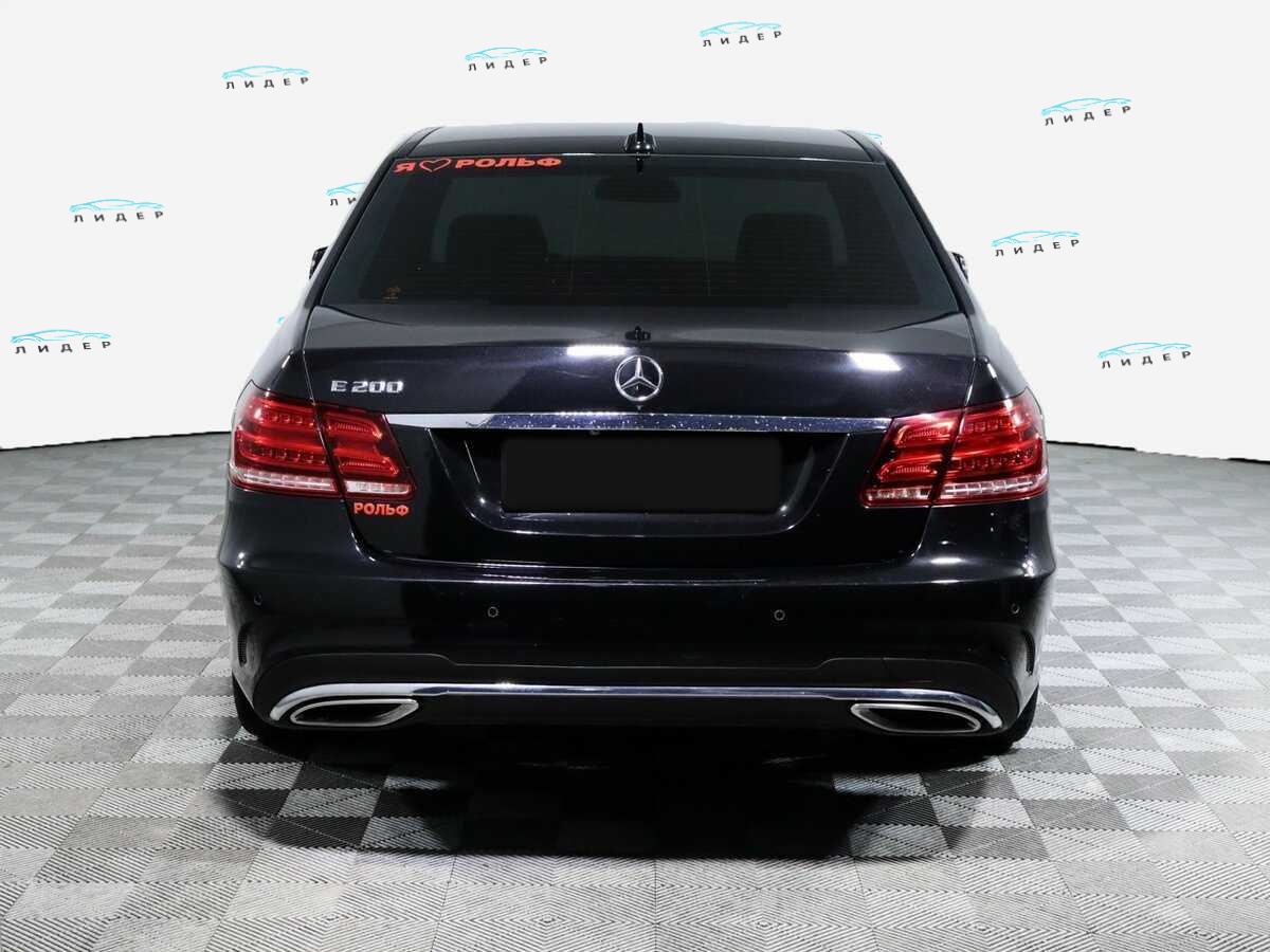 Б/У Мерседес-Бенц Е-Класс 2015 года. Фото: #5
