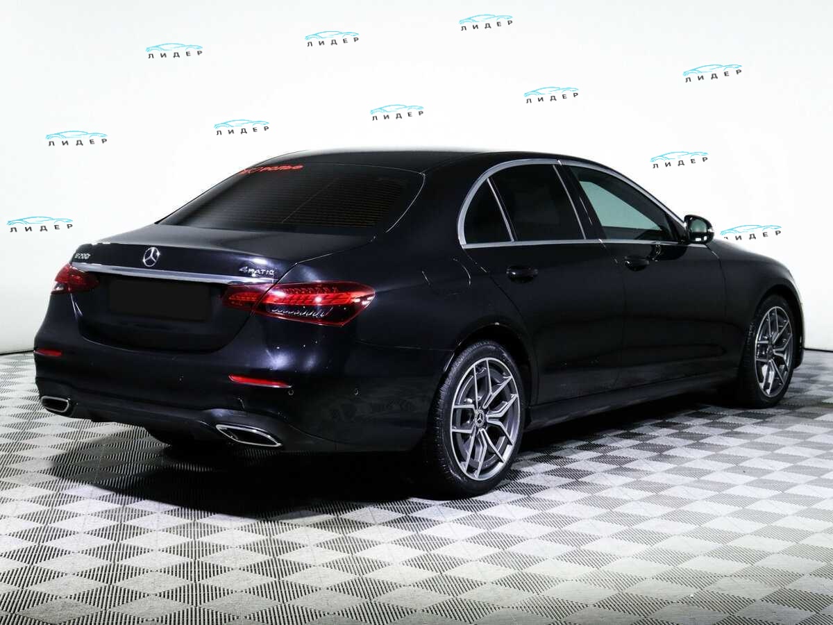 Б/У Мерседес-Бенц Е-Класс 2021 года. Фото: #4