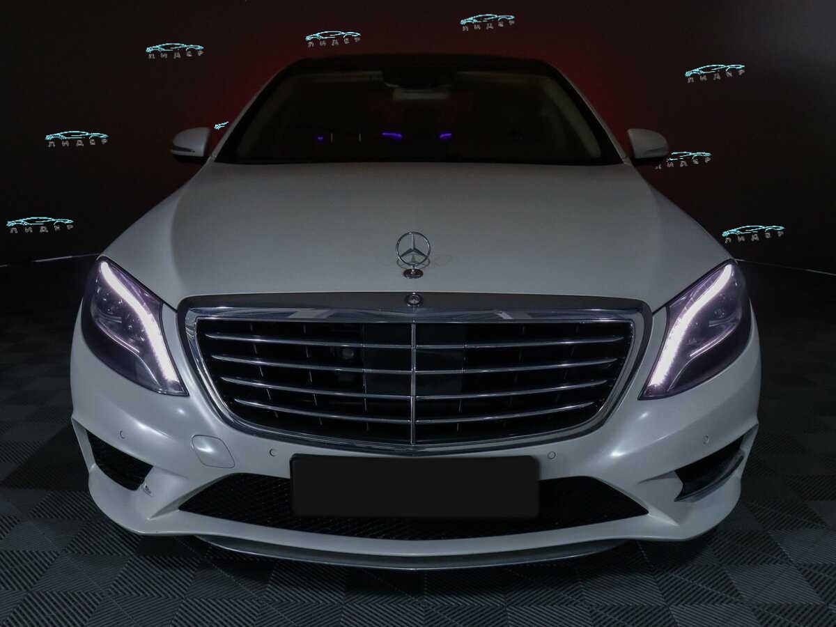 Б/У Мерседес-Бенц С-Класс 2014 года. Фото: #28