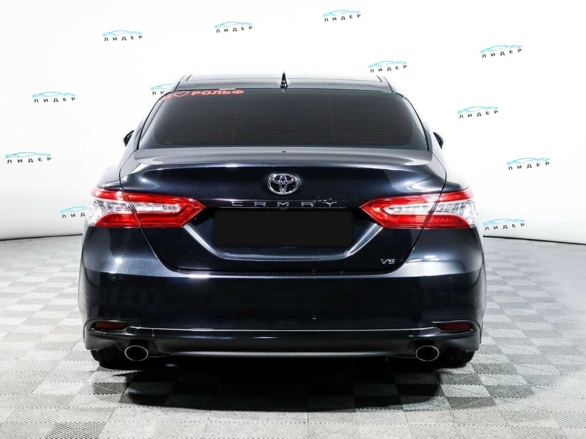 Б/У Тойота Камри 2023 года. Фото: #5