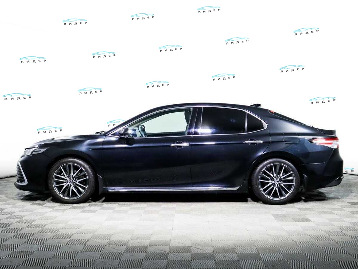 Б/У Тойота Камри 2023 года. Фото: #7