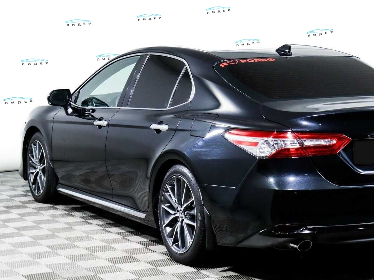 Б/У Тойота Камри 2023 года. Фото: #19