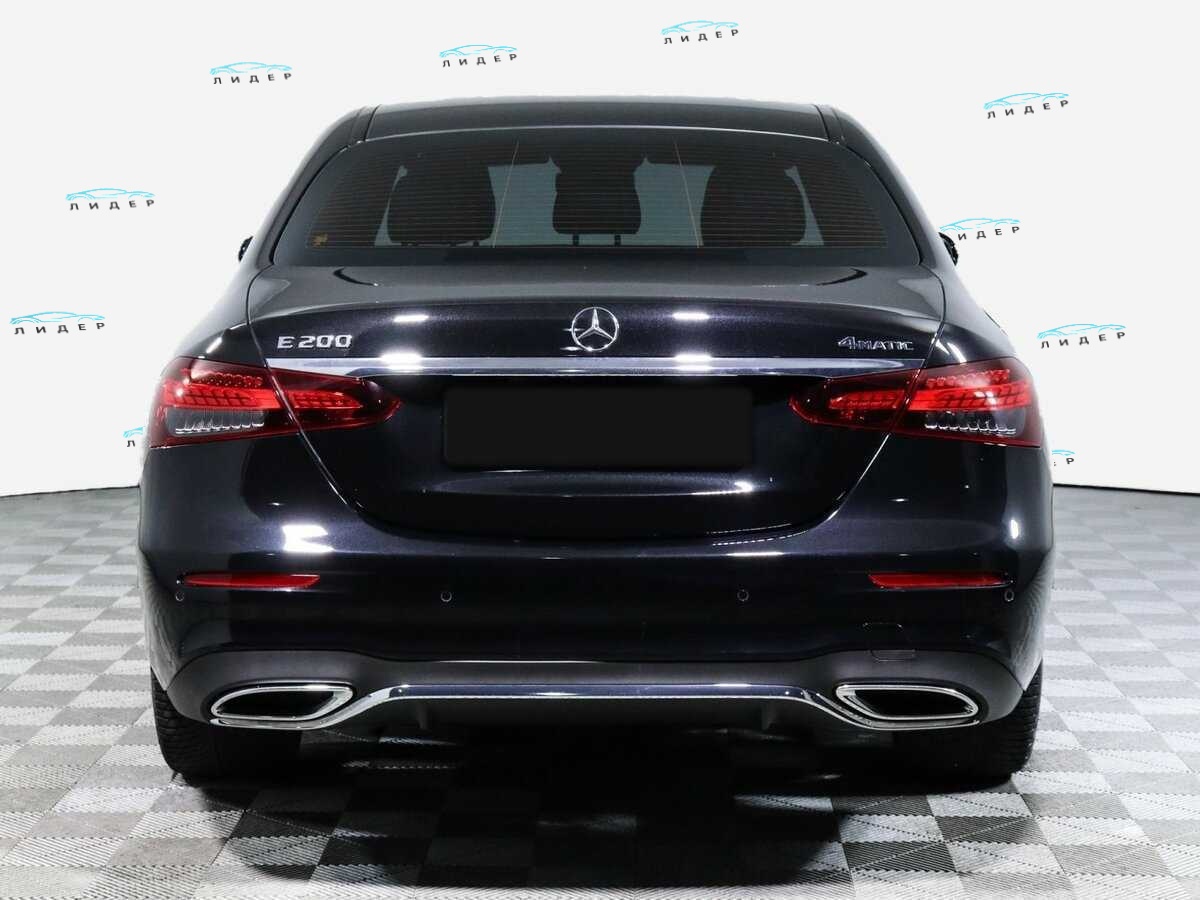 Б/У Мерседес-Бенц Е-Класс 2021 года. Фото: #5