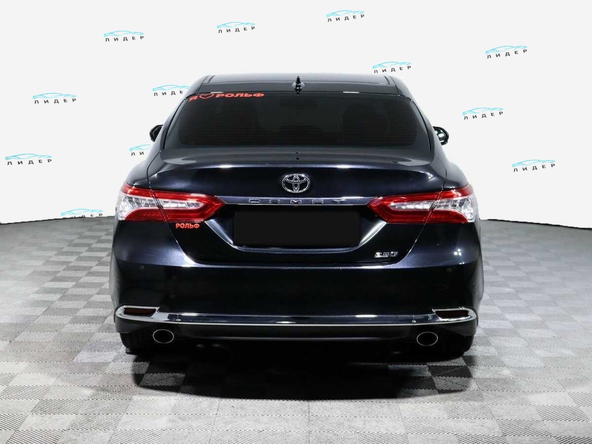 Б/У Тойота Камри 2023 года. Фото: #5