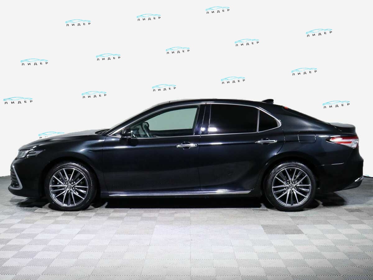 Б/У Тойота Камри 2023 года. Фото: #7