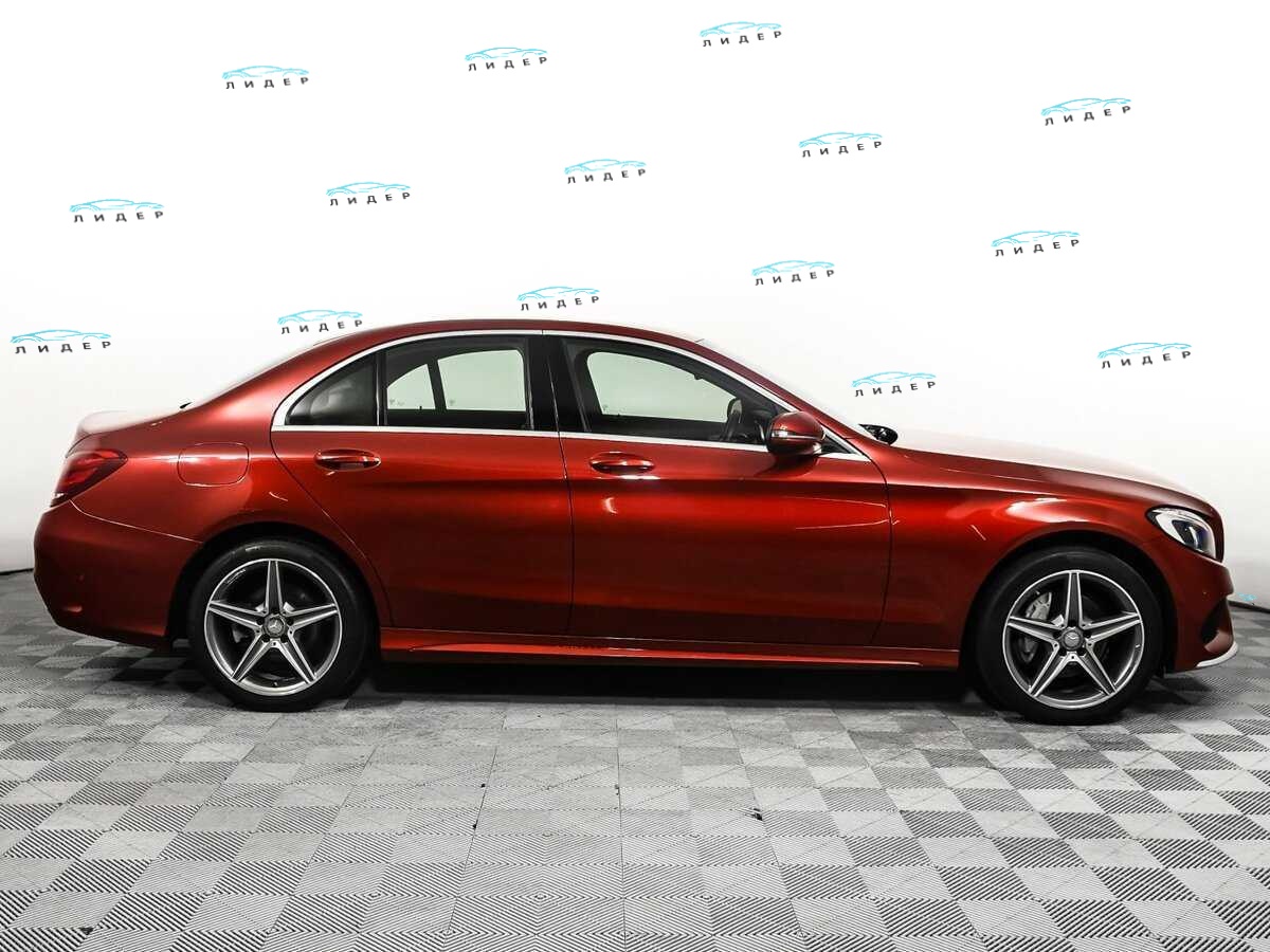 Б/У Мерседес-Бенц Ц-Класс 2015 года. Фото: #3