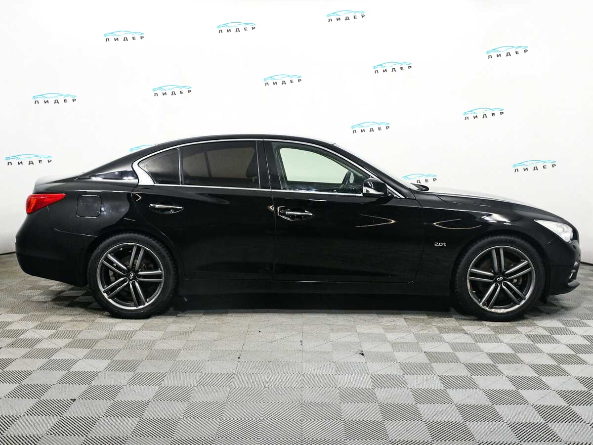 Б/У Инфинити К50 2015 года. Фото: #3