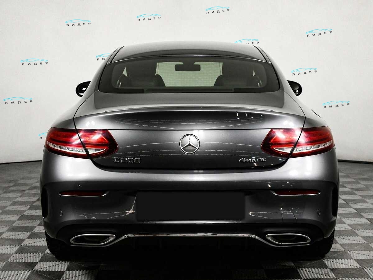 Б/У Мерседес-Бенц Ц-Класс 2018 года. Фото: #5