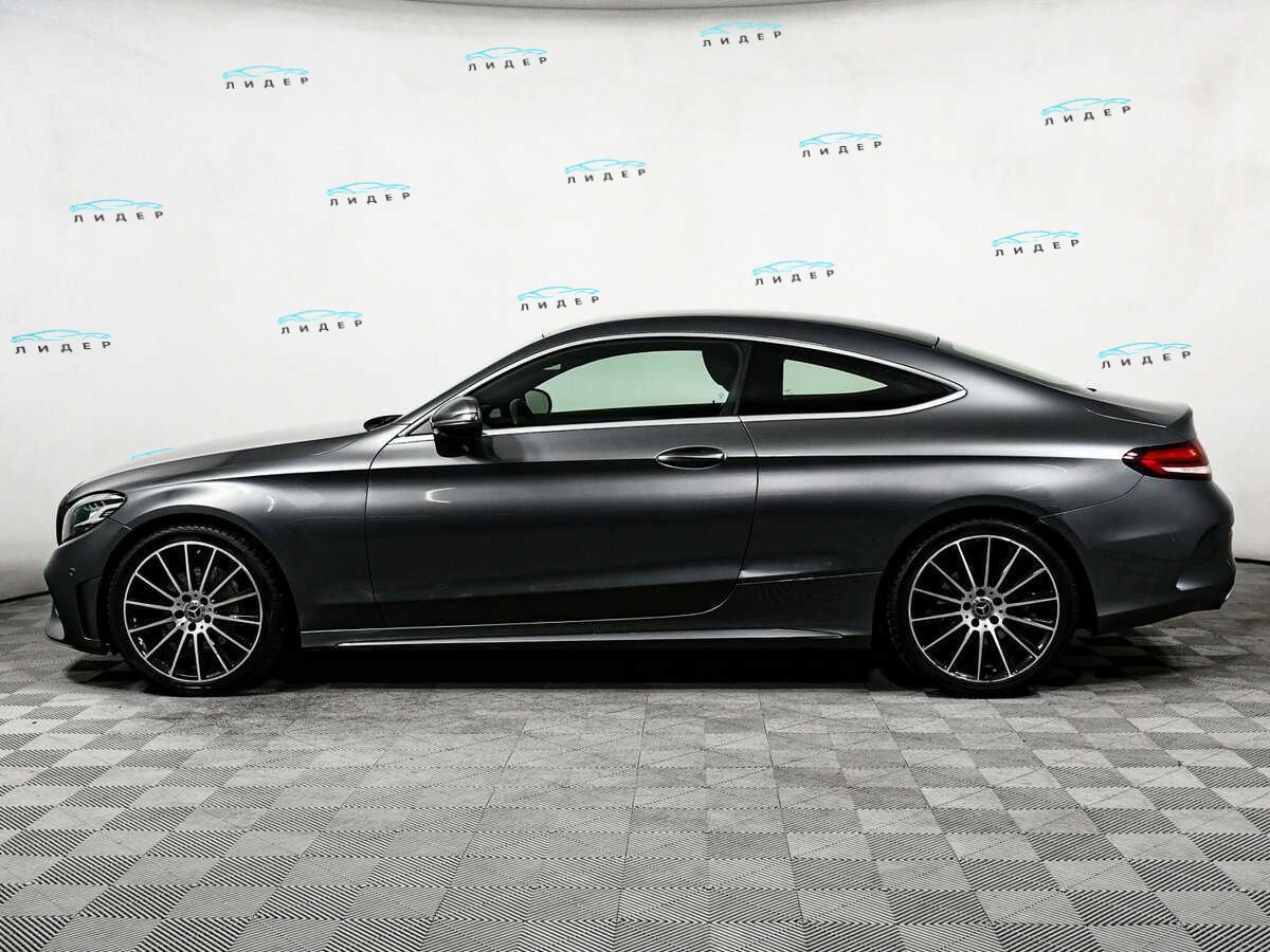 Б/У Мерседес-Бенц Ц-Класс 2018 года. Фото: #7