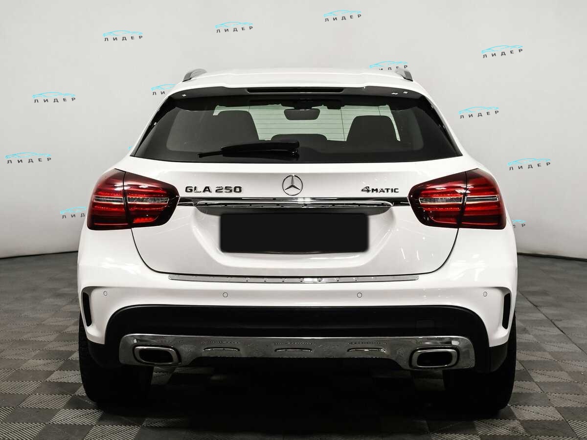 Б/У Мерседес-Бенц ГЛА 2019 года. Фото: #5