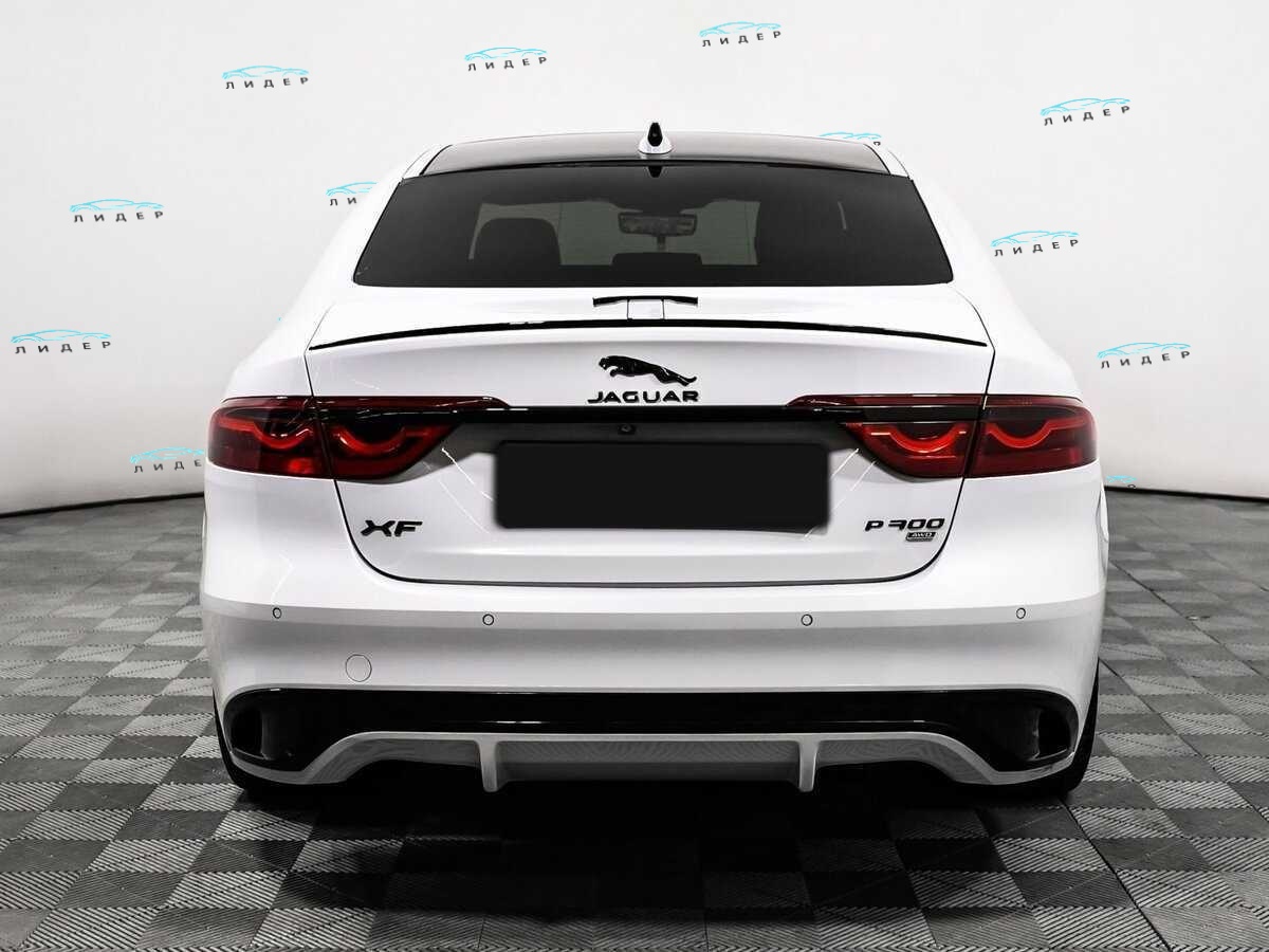 Б/У Ягуар ИксФ 2021 года. Фото: #5