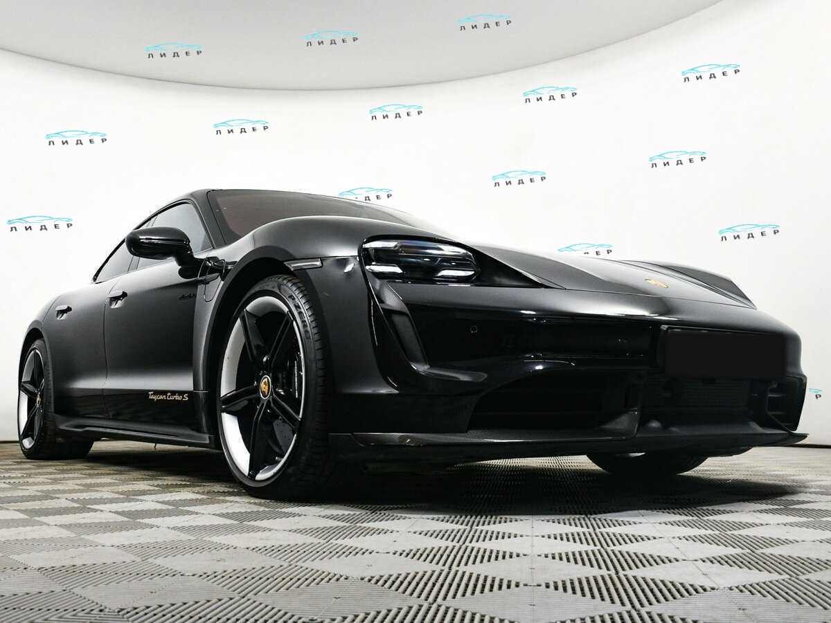 Б/У Порш Taycan 2021 года. Фото: #17