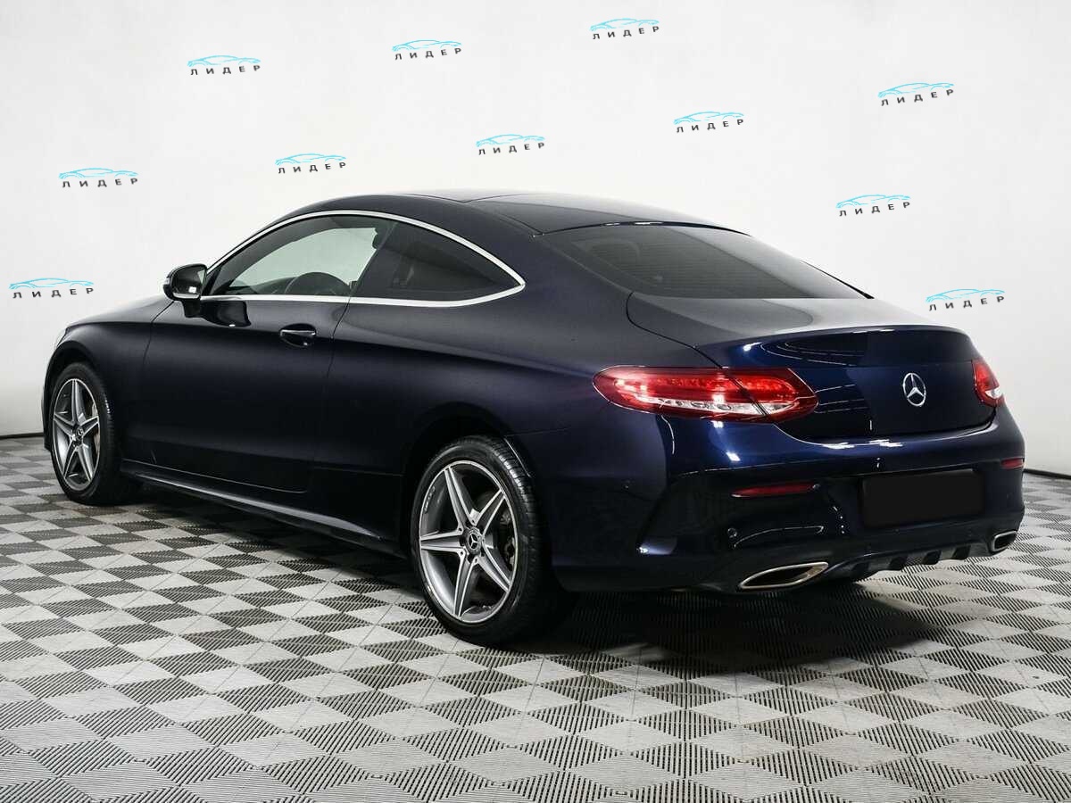 Б/У Мерседес-Бенц Ц-Класс 2018 года. Фото: #5