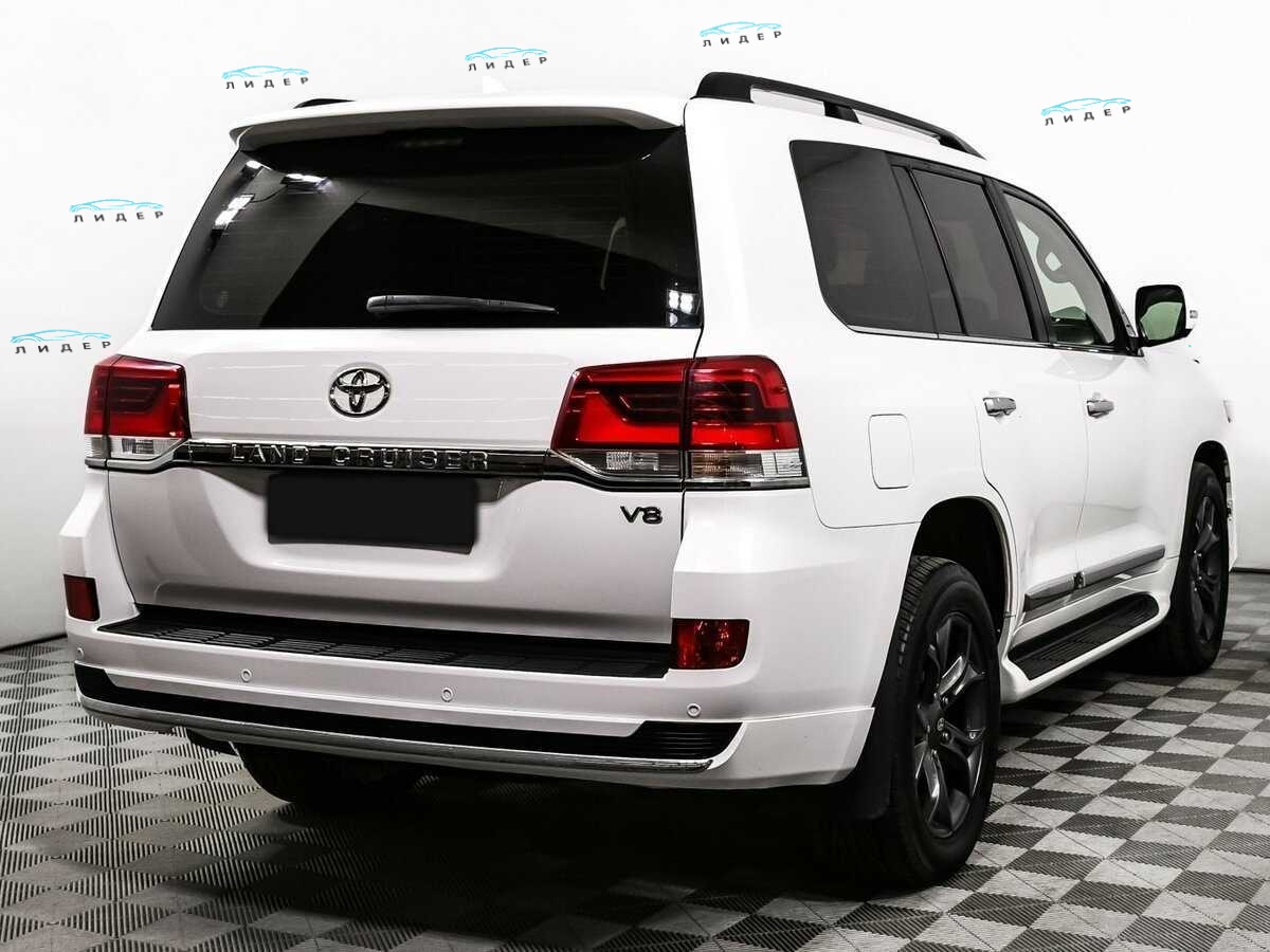 Б/У Тойота Лэнд Крузер 2016 года. Фото: #4