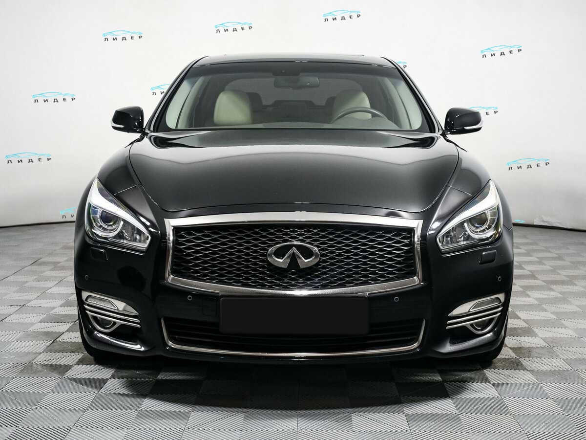Б/У Инфинити К70 2016 года. Фото: #1
