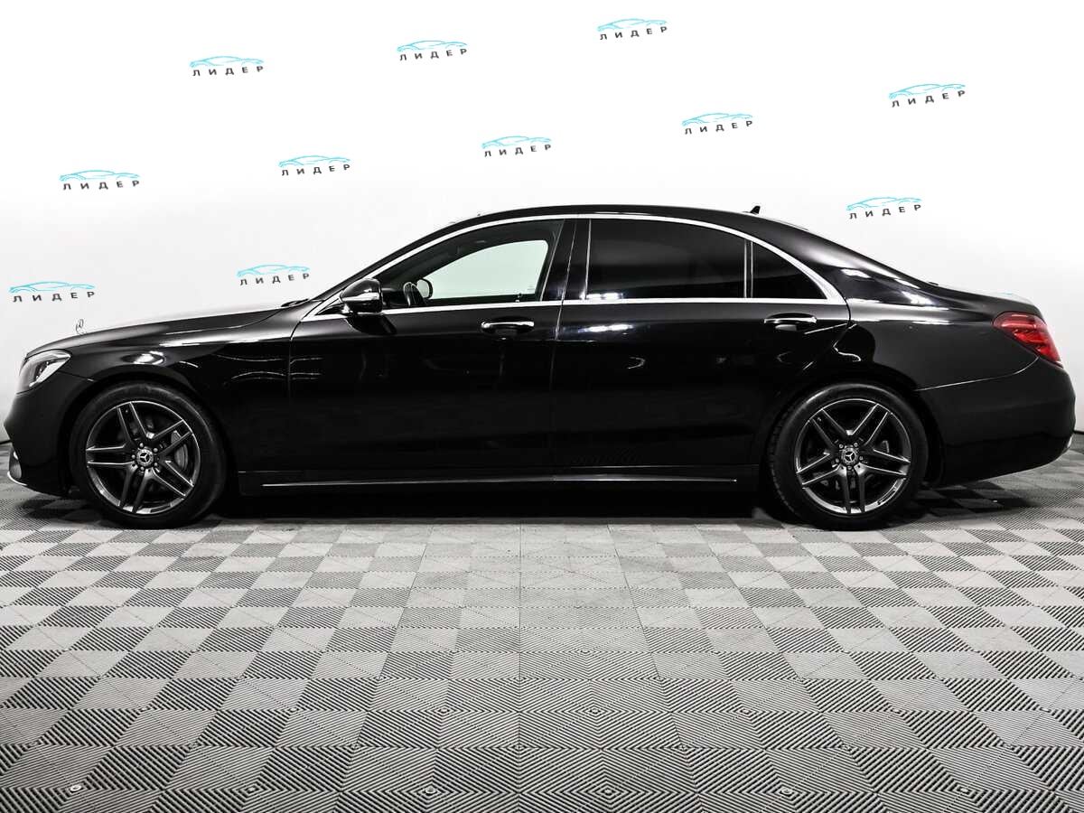 Б/У Мерседес-Бенц С-Класс 2018 года. Фото: #7