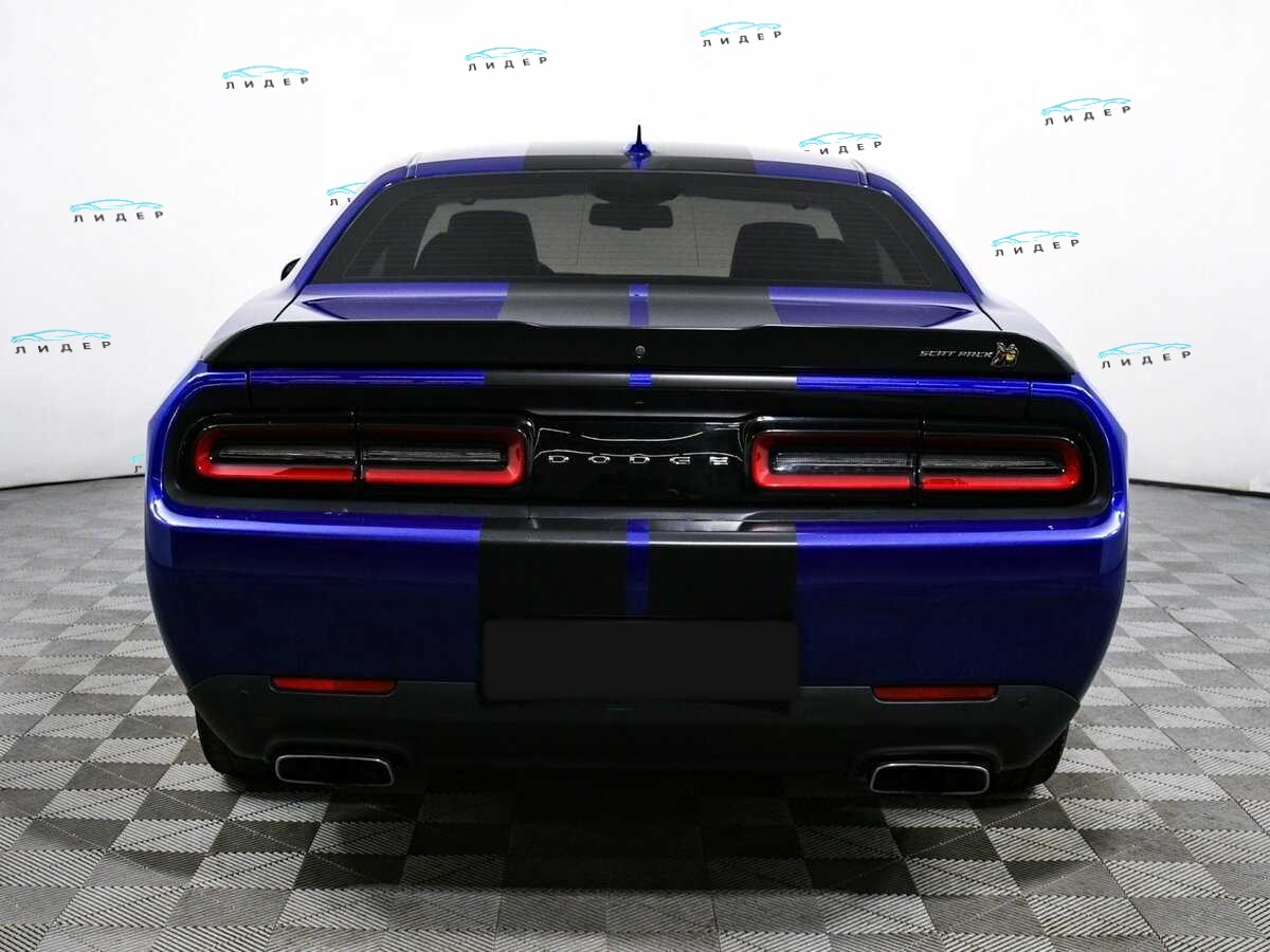 Б/У Додж Челленджер 2021 года. Фото: #5