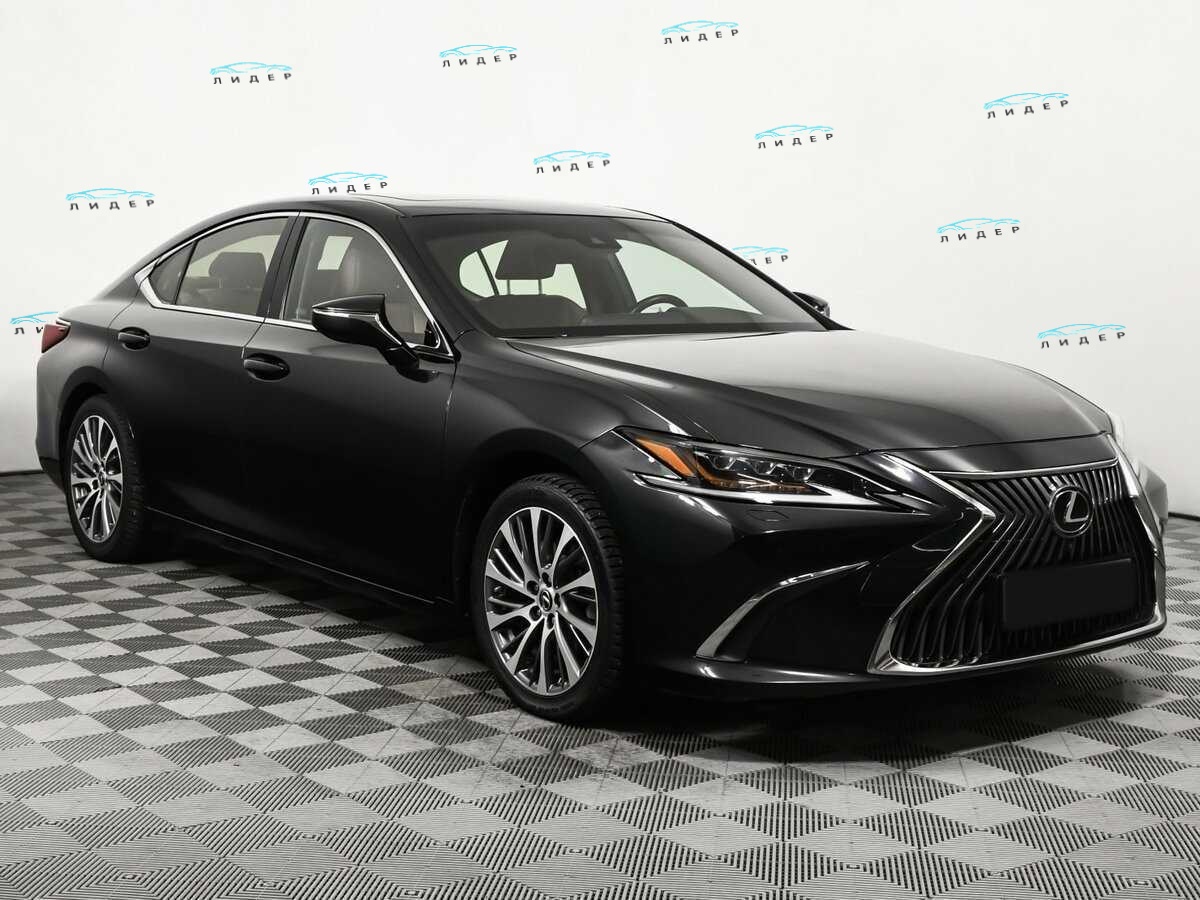 Б/У Лексус ЕС 2018 года. Фото: #2