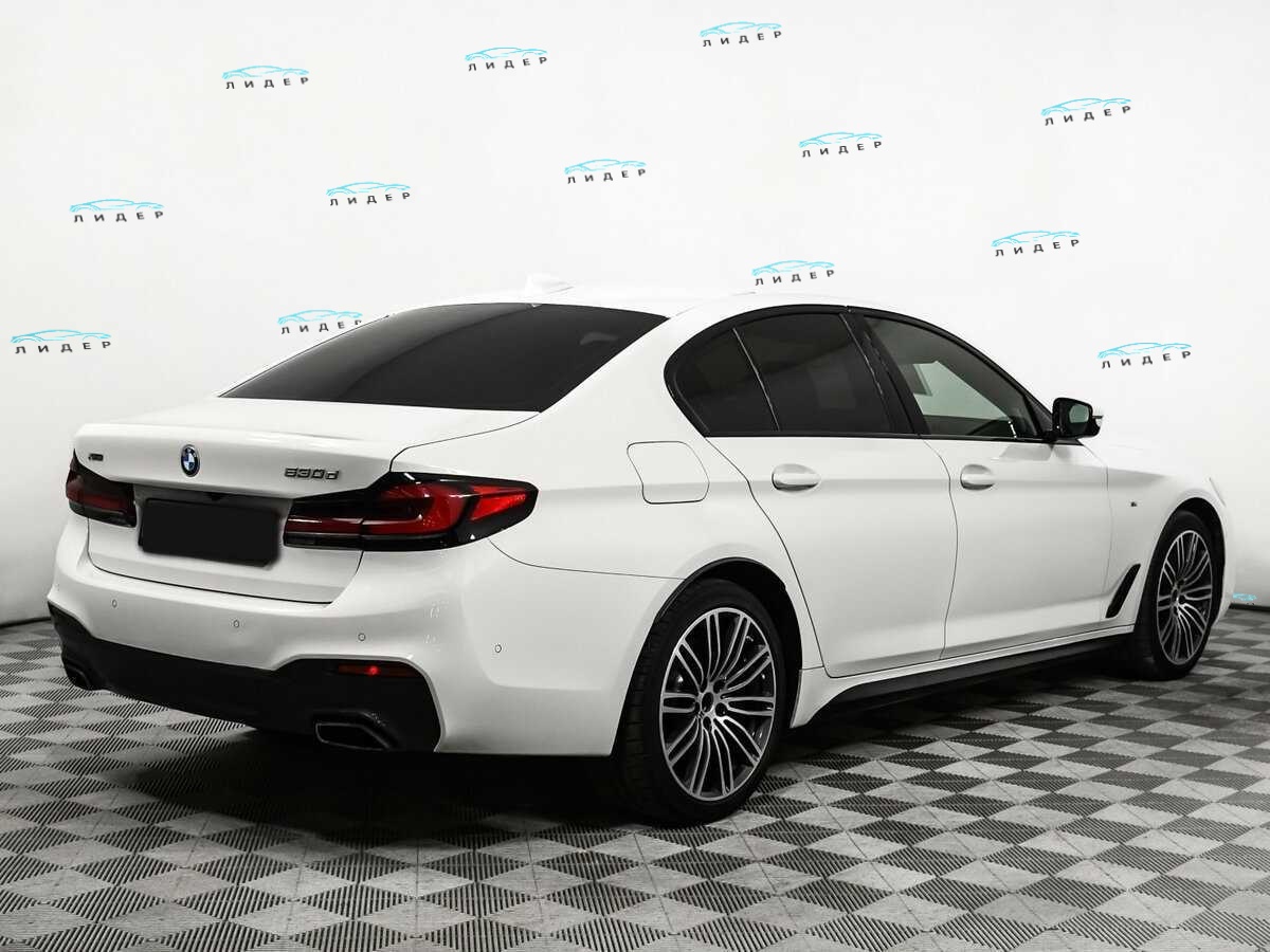 Б/У БМВ 5 серии 2018 года. Фото: #4