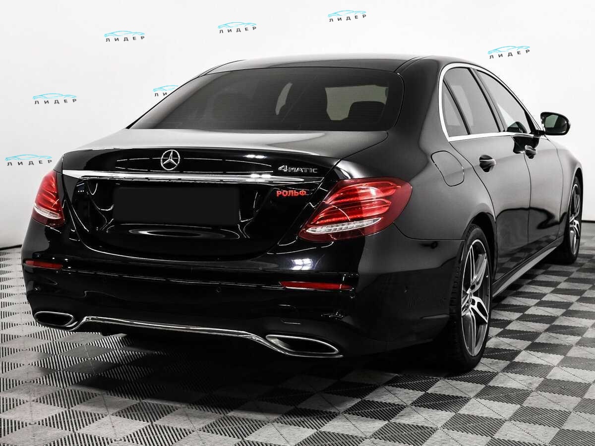 Б/У Мерседес-Бенц Е-Класс 2016 года. Фото: #4